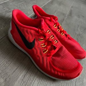Nike Free 5.0 size 6Y